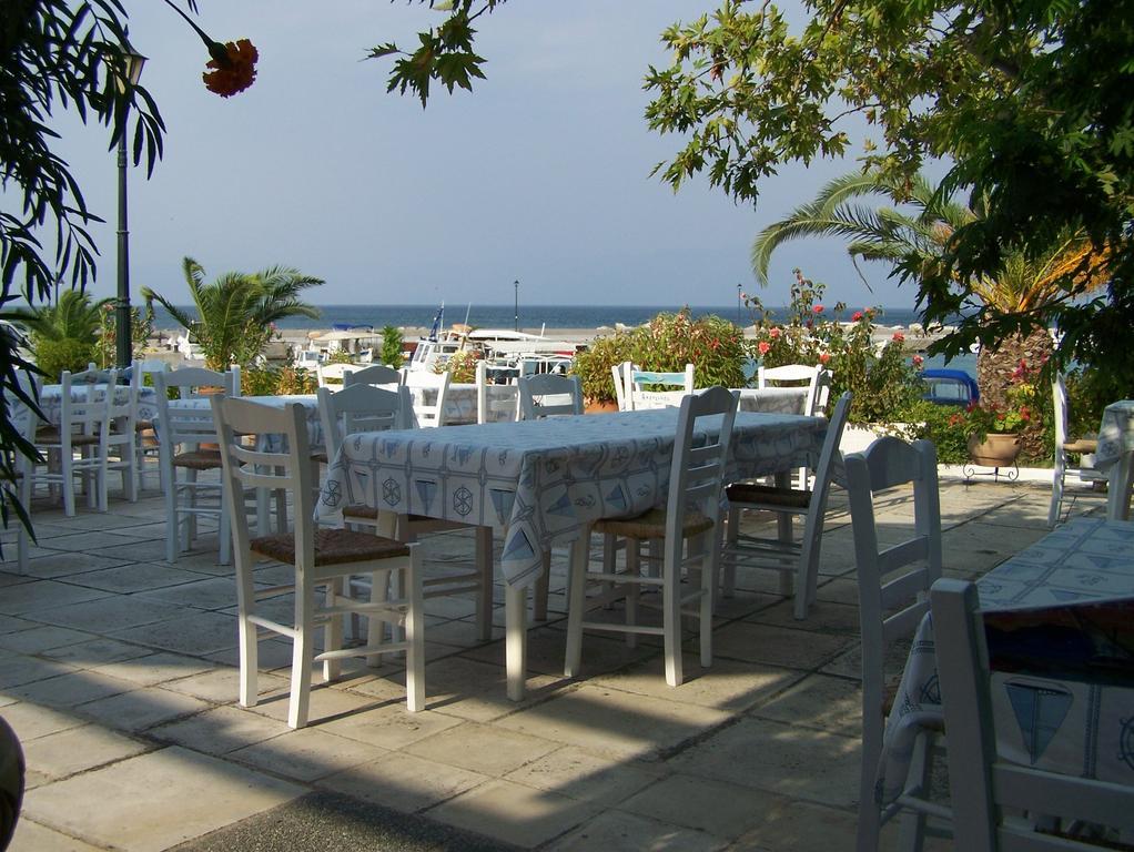 Akroyali Hotel & Villas Messinia Exterior photo